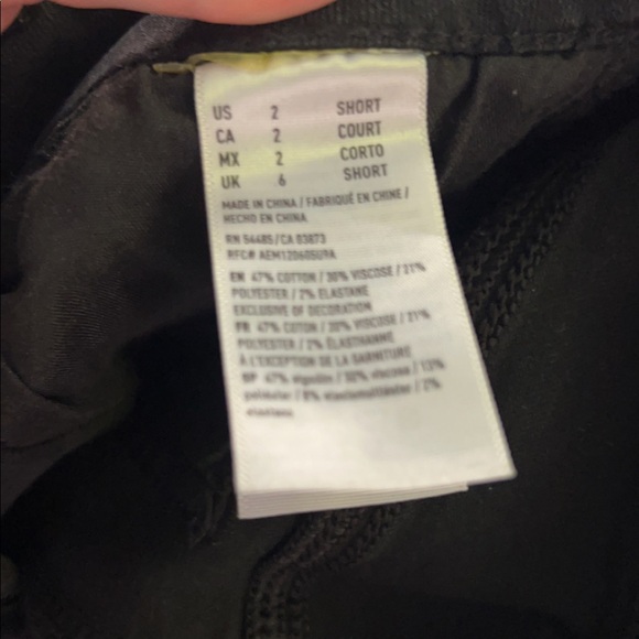 AE Hi-Rise Jegging Crop Frayed Bottoms - Picture 3 of 7